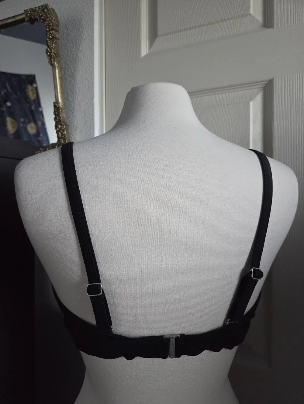 Athleta black twist front swim bikini top